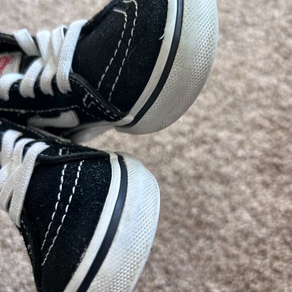 Vans Sk8-Hi Black Skate Side Zip Sneaker - Toddler 5.5 - Picture 4 of 8